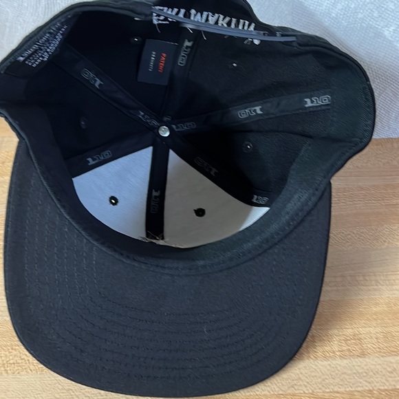 New Hat - Picture 7 of 9